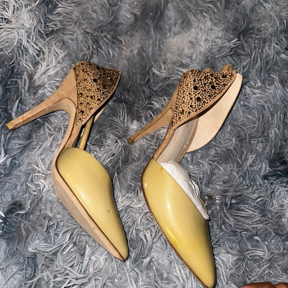 Pella Moda Heels - Picture 4 of 11